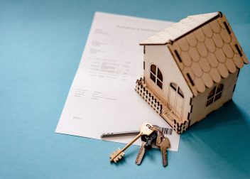 real estate 6688945 1280